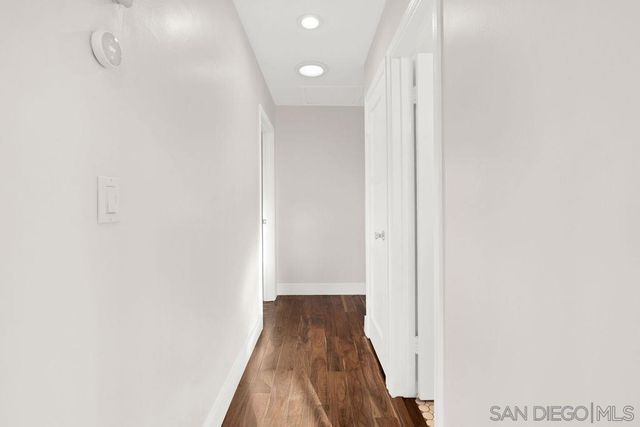 5469 Roswell St, San Diego, CA 92114