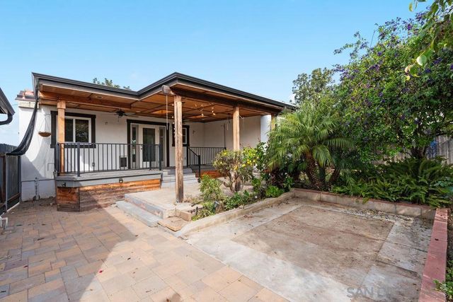 5469 Roswell St, San Diego, CA 92114