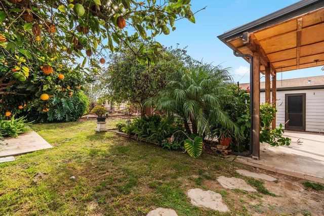 5469 Roswell St, San Diego, CA 92114