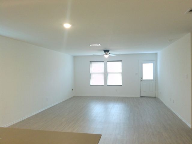 7705 Wonder Woman Dr, Corpus Christi, TX 78414