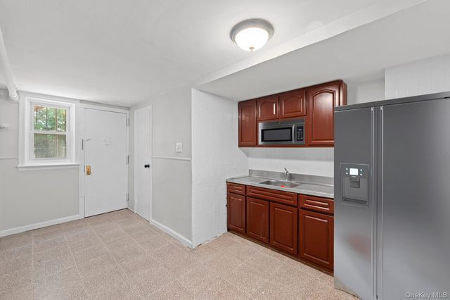 8530 Avenue B, Brooklyn, NY 11236