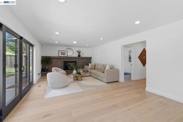809 Contada Cir, Danville, CA 94526