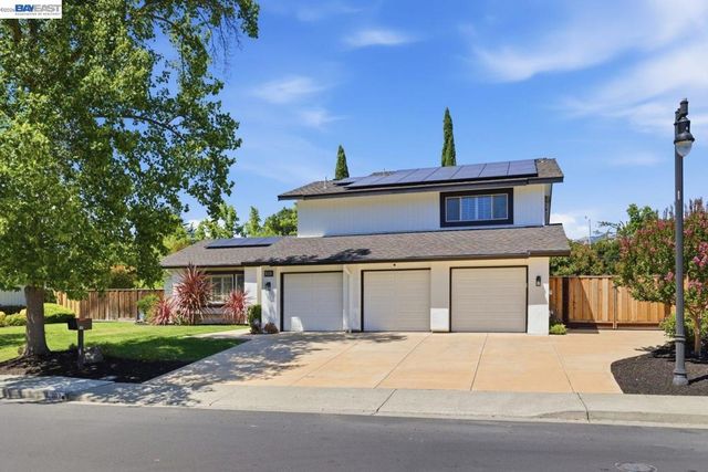 809 Contada Cir, Danville, CA 94526