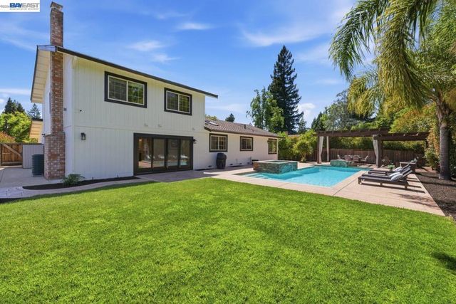 809 Contada Cir, Danville, CA 94526