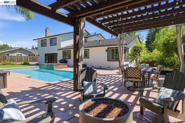 809 Contada Cir, Danville, CA 94526