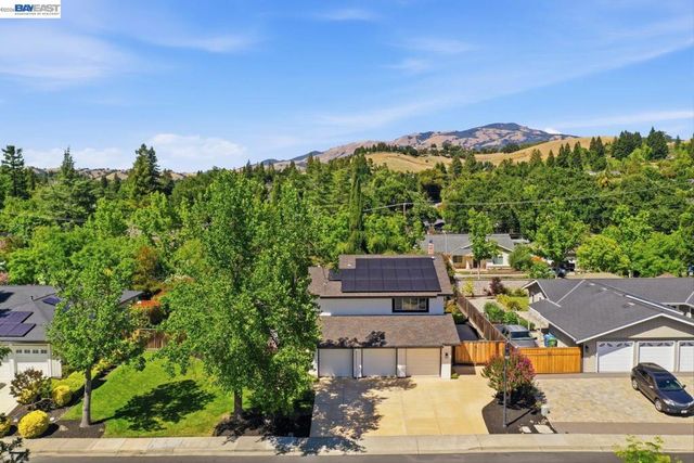 809 Contada Cir, Danville, CA 94526