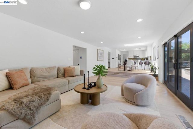 809 Contada Cir, Danville, CA 94526