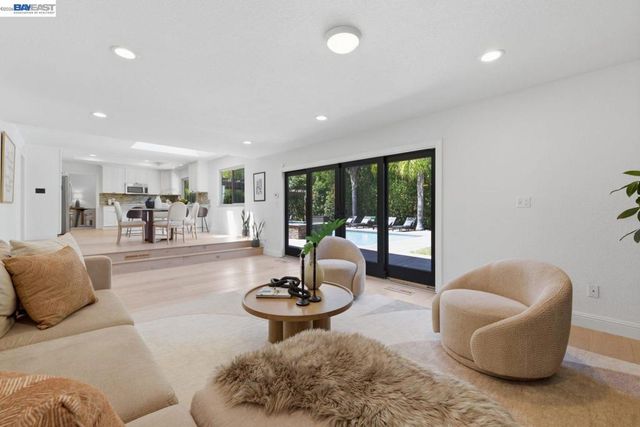 809 Contada Cir, Danville, CA 94526