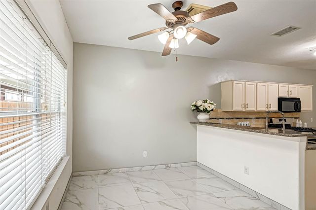 19443 Maywood Falls Cir, Katy, TX 77084