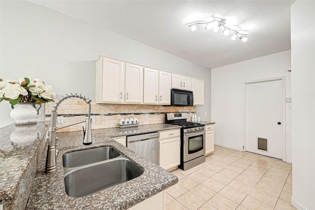 19443 Maywood Falls Cir, Katy, TX 77084