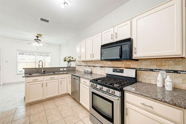 19443 Maywood Falls Cir, Katy, TX 77084