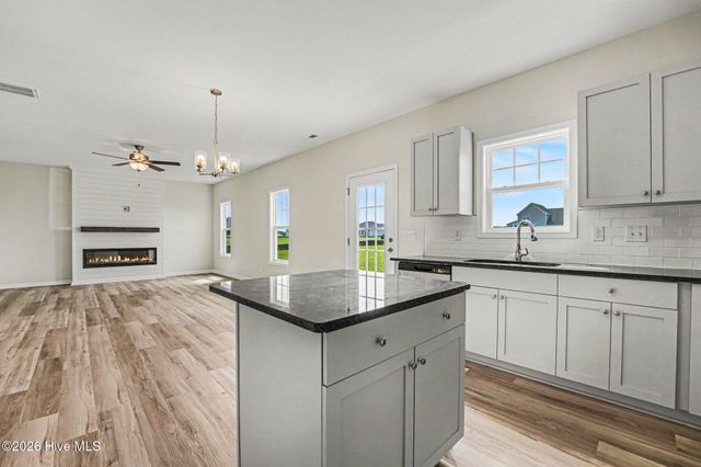 111 Tuscarora Drive, La Grange, NC 28551