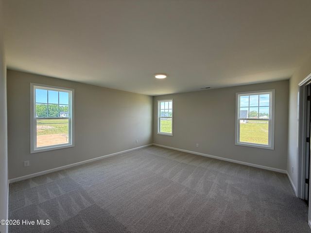 111 Tuscarora Drive, La Grange, NC 28551