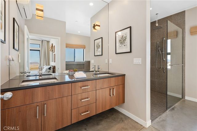 7190 Lawrence Avenue, Joshua Tree, CA 92252