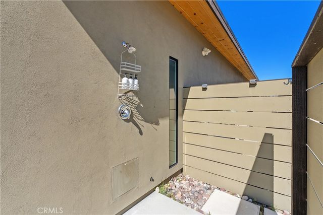 7190 Lawrence Avenue, Joshua Tree, CA 92252