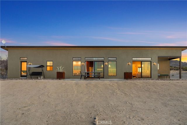 7190 Lawrence Avenue, Joshua Tree, CA 92252