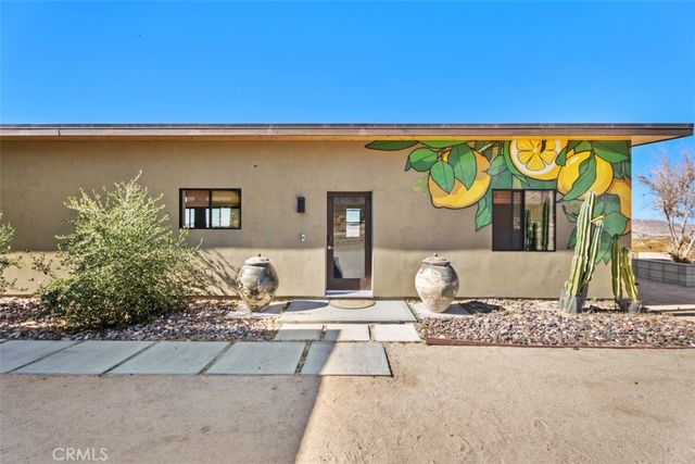 7190 Lawrence Avenue, Joshua Tree, CA 92252