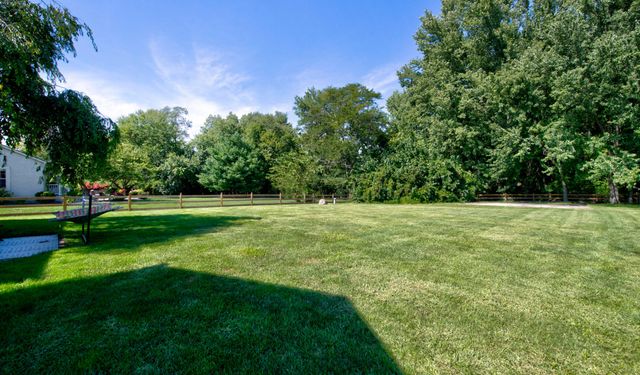 5533 Summer Boulevard, Galena, OH 43021