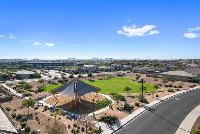 18244 W VISTA NORTE Street, Goodyear, AZ 85338