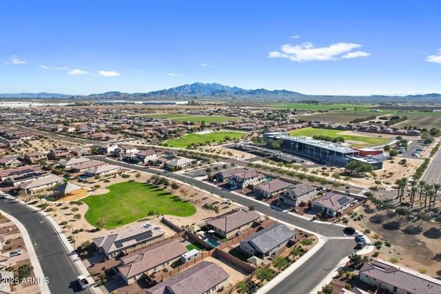 18244 W VISTA NORTE Street, Goodyear, AZ 85338