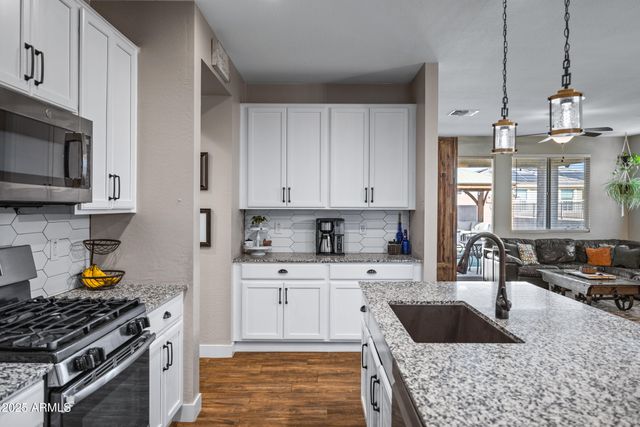 18244 W VISTA NORTE Street, Goodyear, AZ 85338