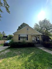 3116 Mackinaw Street, Saginaw, MI 48602