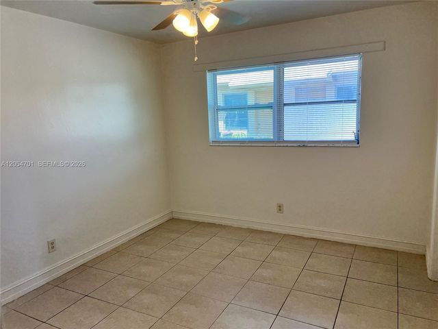 2910 NW 92nd St 2930, Miami, FL 33147
