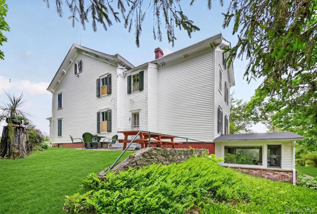 22 Camp Orange Road, Middletown, NY 10941