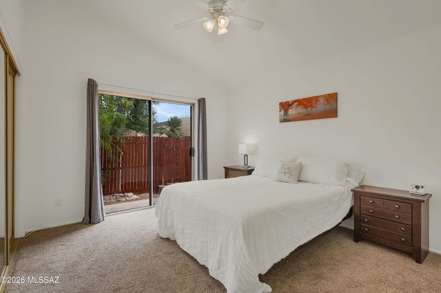 2402 W Drachman Street, Tucson, AZ 85745