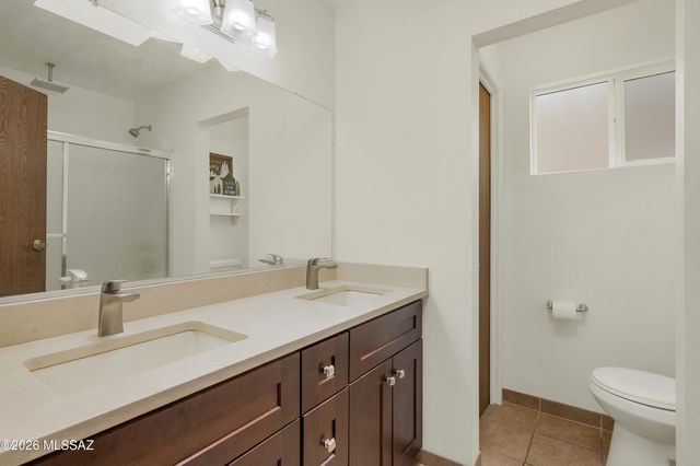 2402 W Drachman Street, Tucson, AZ 85745