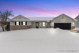 434 Greenview Drive, Caledonia, MI 49316