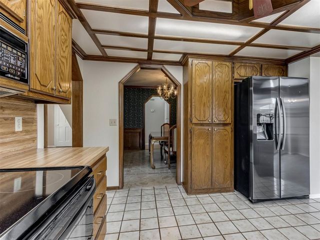 8329 NW 105th Terrace, Oklahoma City, OK 73162