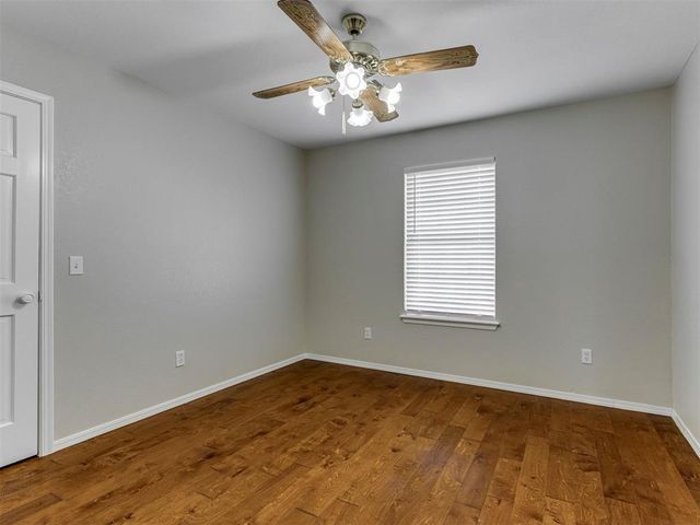 8329 NW 105th Terrace, Oklahoma City, OK 73162