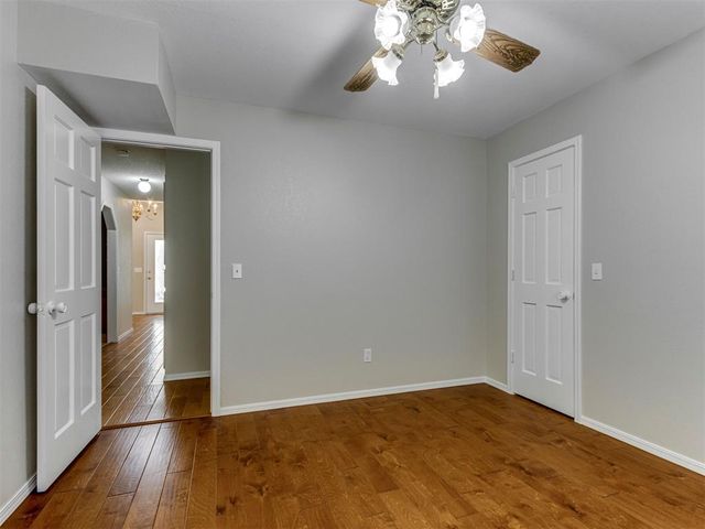 8329 NW 105th Terrace, Oklahoma City, OK 73162