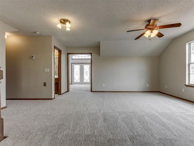 8329 NW 105th Terrace, Oklahoma City, OK 73162