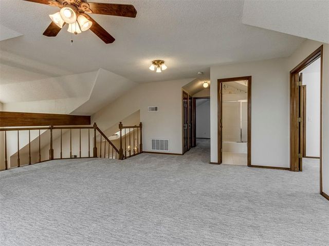 8329 NW 105th Terrace, Oklahoma City, OK 73162