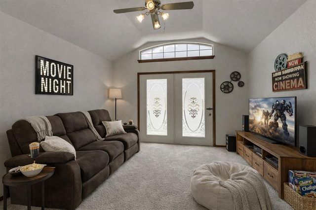 8329 NW 105th Terrace, Oklahoma City, OK 73162