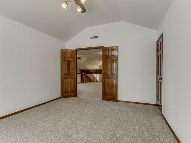 8329 NW 105th Terrace, Oklahoma City, OK 73162