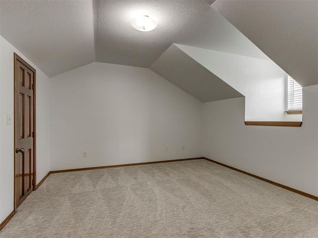 8329 NW 105th Terrace, Oklahoma City, OK 73162