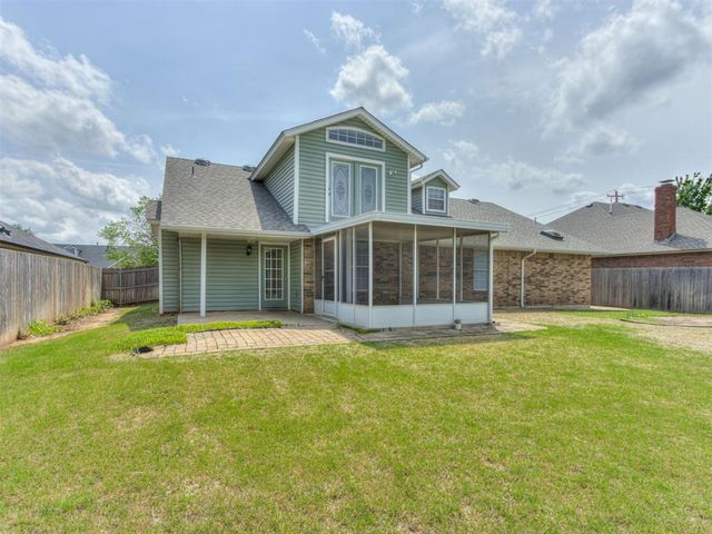 8329 NW 105th Terrace, Oklahoma City, OK 73162