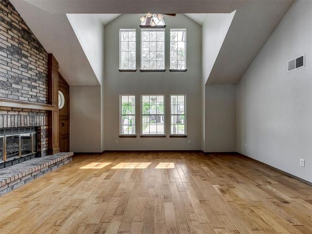 8329 NW 105th Terrace, Oklahoma City, OK 73162