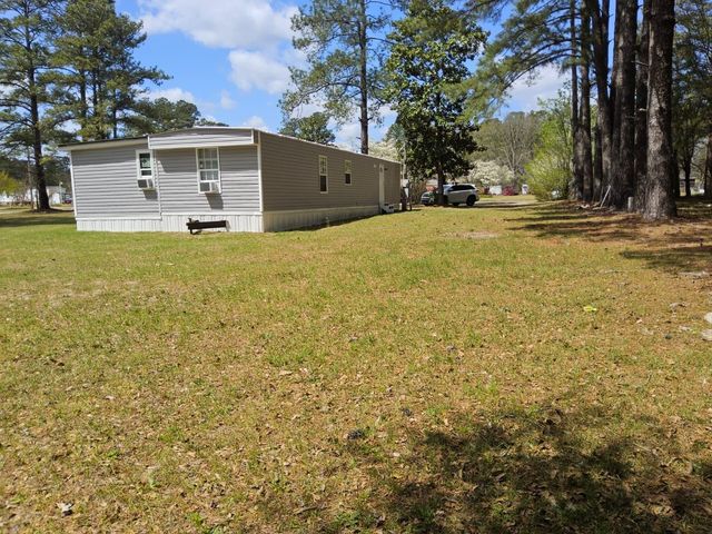 153 Crepe Myrtle Dr., Loris, SC 29569