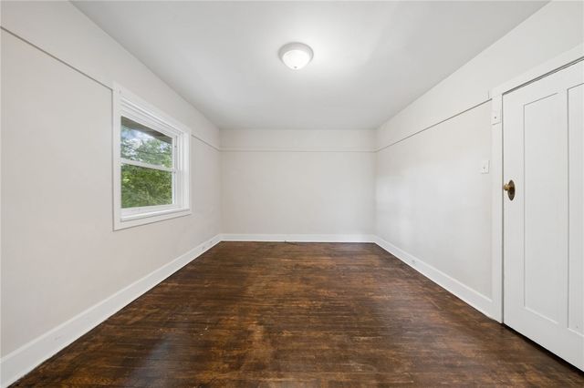 301 W Swissvale Avenue, Edgewood, PA 15218