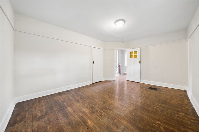 301 W Swissvale Avenue, Edgewood, PA 15218