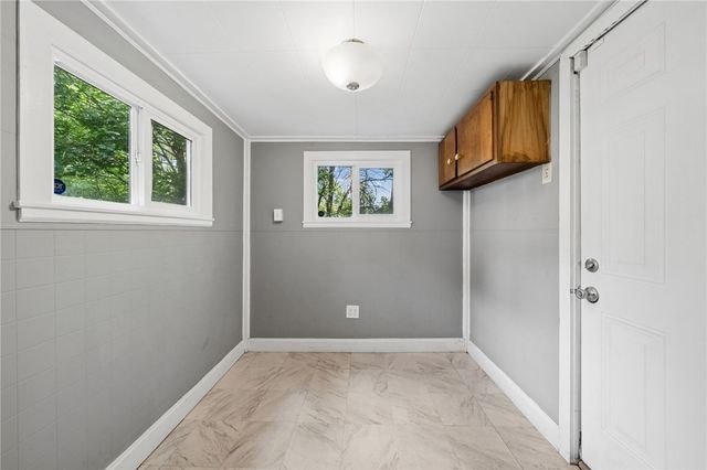 301 W Swissvale Avenue, Edgewood, PA 15218