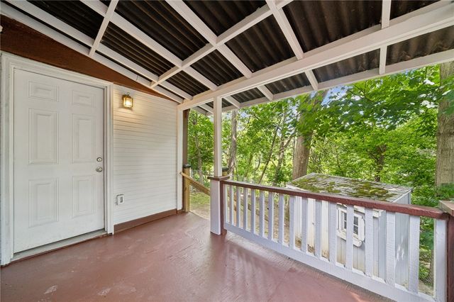 301 W Swissvale Avenue, Edgewood, PA 15218
