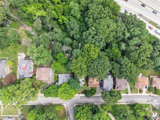 301 W Swissvale Avenue, Edgewood, PA 15218