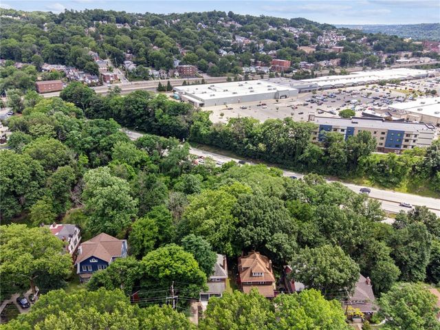 301 W Swissvale Avenue, Edgewood, PA 15218