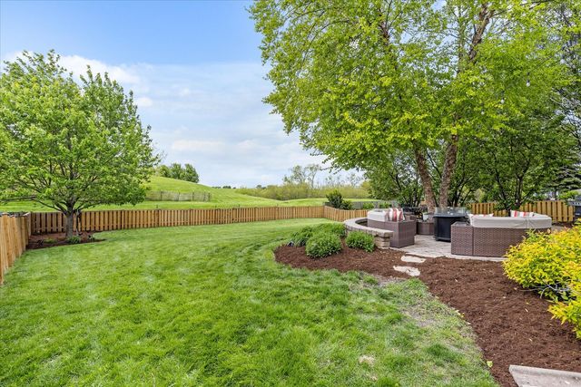 2315 Pagosa Springs Drive, Aurora, IL 60503