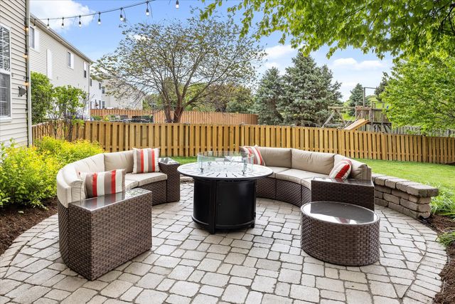 2315 Pagosa Springs Drive, Aurora, IL 60503